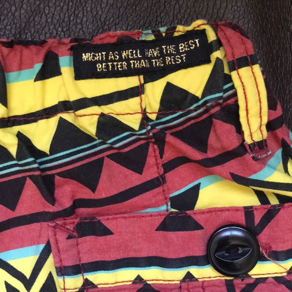 Boys Shorts Sz 2-3 Like New by Bit’Z Kids - Picture 4 of 4